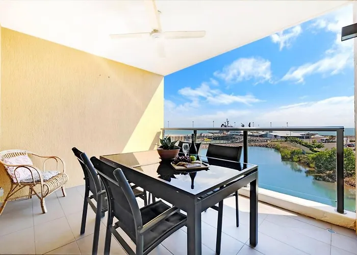 Darwin Waterfront Lagoon Hideaway With Sea Views