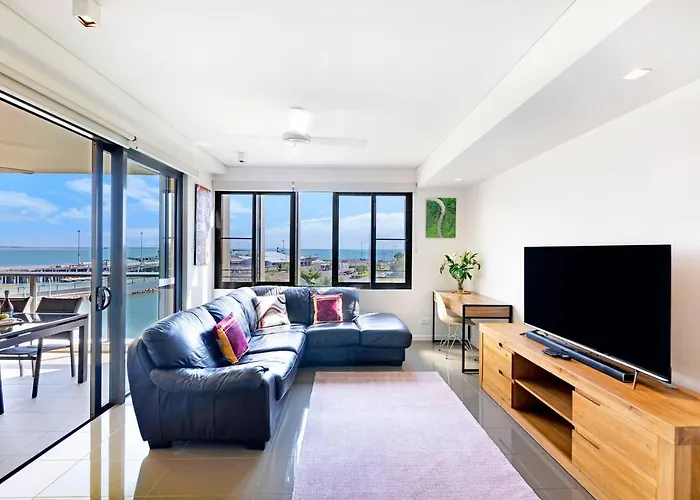 Darwin Waterfront Lagoon Hideaway With Sea Views